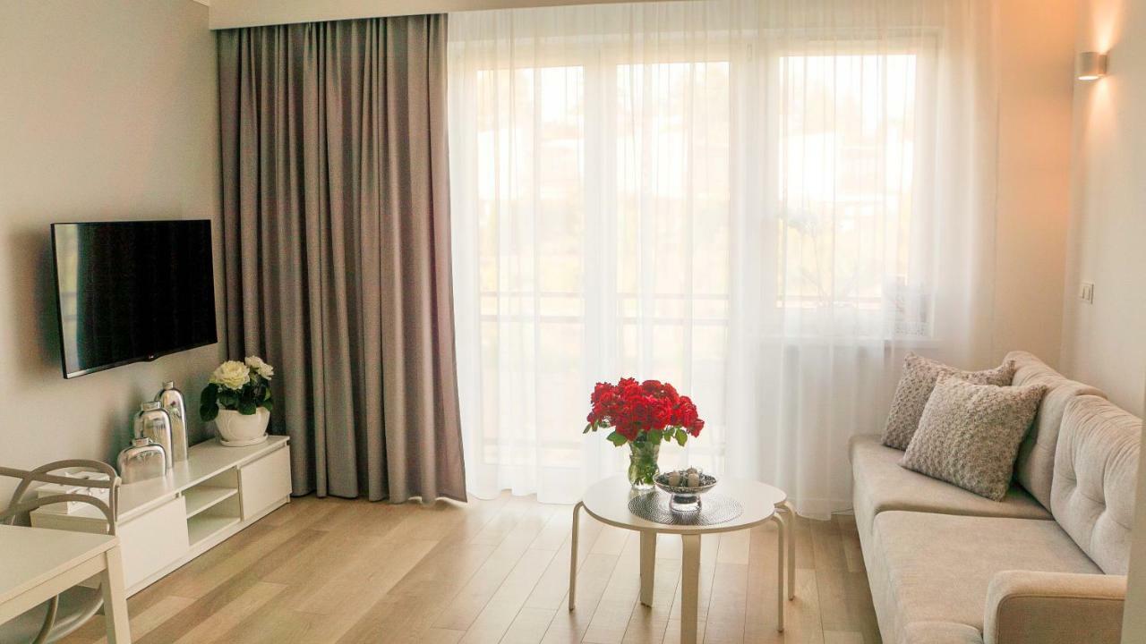 Apartament Olimp ゴジュフ・ヴィエルコポルスキ エクステリア 写真